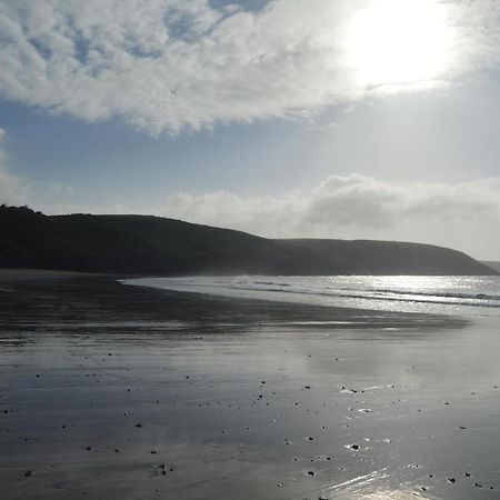 Galwad y Mór a Coastal Escape In Pembrokeshire's National Parks Vila Lamphey Exterior foto